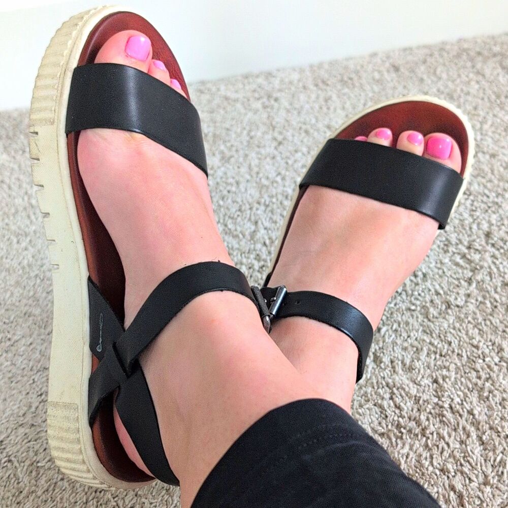 MIA Women’s Strappy Ankle Strap Sandal Buckle Leather Upper Black US 7.5